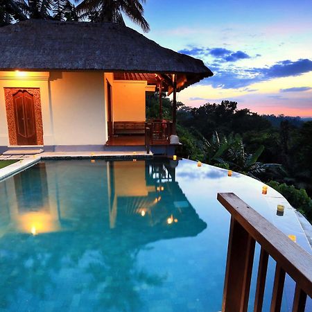 Gayatri Ubud Buitenkant foto